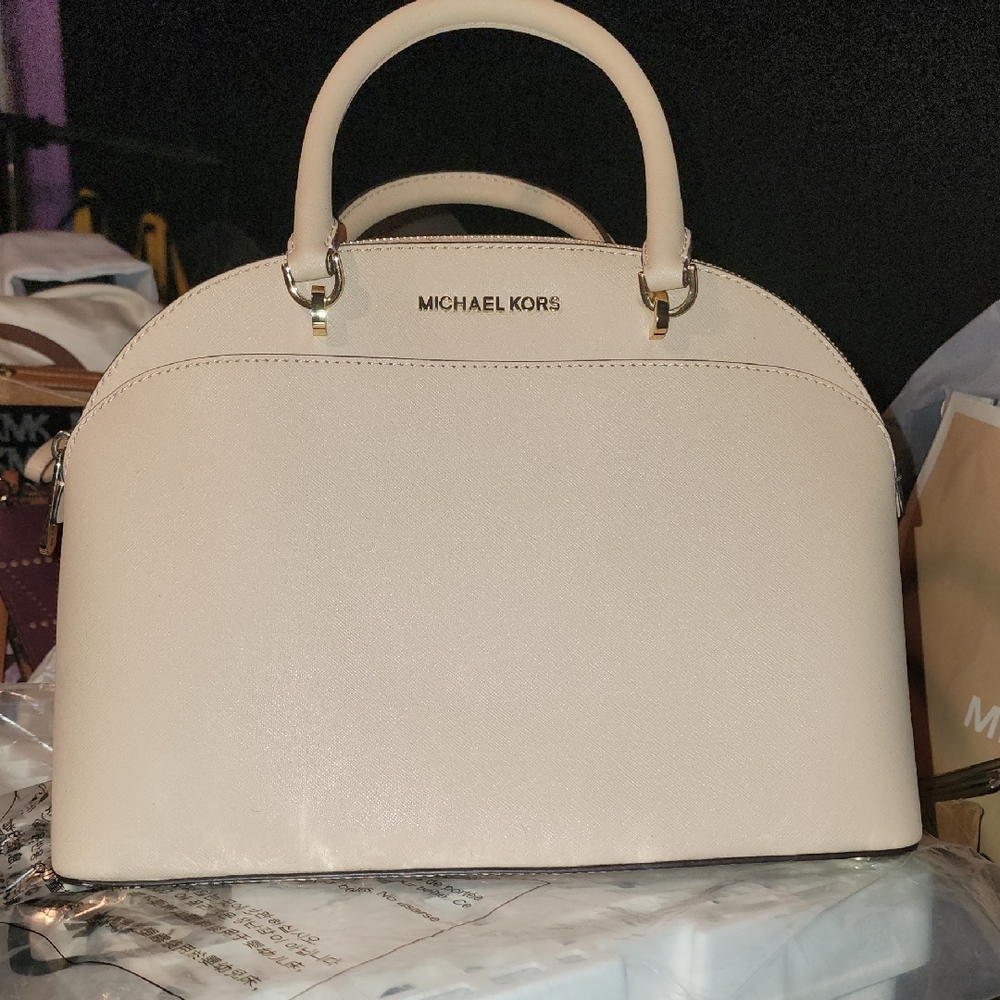 New MK LG EMMY